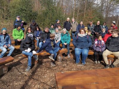 Wanderung am Heed mit Julia Decker am 10.04.2022