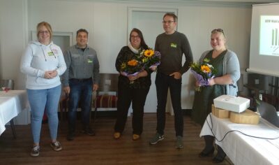 Dank an die DirektkandidatInnen v.R: Sylvia Olbrich, John Haberle, Julia Decker